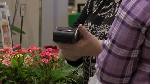 Shopping Paying by Machine 스톡 동영상 99430142