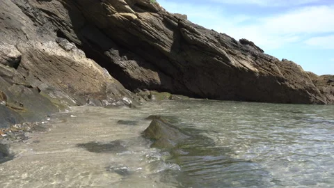 Shore and rocks Video stock 160355334