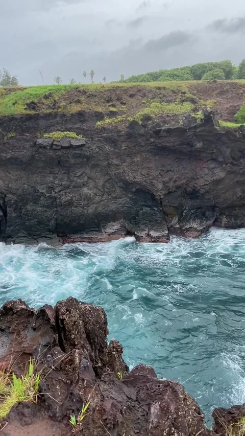 Shore cliff in Easter Island Video stock 342842228
