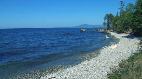 Shoreline on a large lake Stock-Footage 33848013