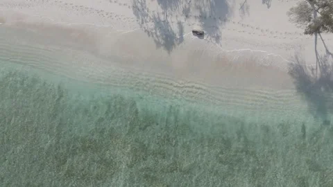 A shoreline with white sand Stock Footage 289045397