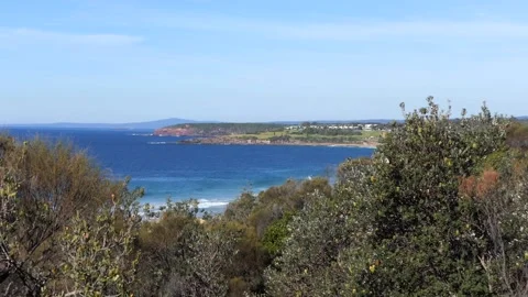 Short Point Headland1 Stockbeeldmateriaal 130688933