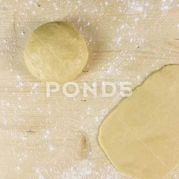 Shortcrust pastry on wooden background - top view Stock Photos