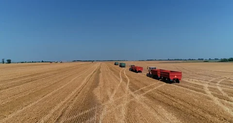 Shot above the tractor column Video stock 127813177