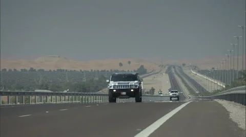 Shot of an up hill road in the UAE. Stock Footage 46868338