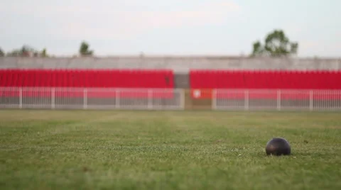 Shot put ball hitting the ground Stock-Footage 51277660