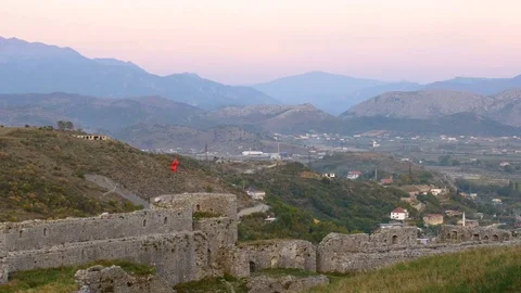Shot from Rozafa Castle in Shkodër, Albania, flag and walls Video stock 84683173