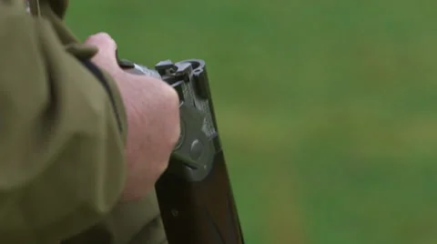 Shotgun being unloaded Video stock 46942358