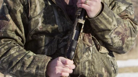 Shotgun shells ejected slow motion 240fps 库存影片 73755697