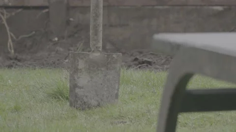 Shovel in grass in a garden 스톡 동영상 154749883