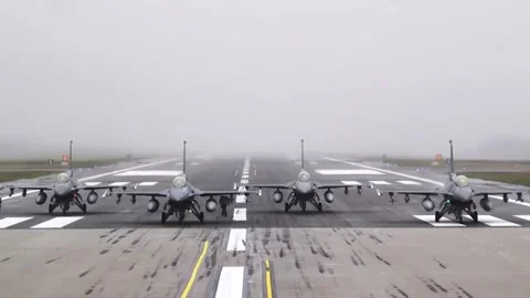 Show of Force! F-16 Massive Elephant Walk 002 Video stock 166450097