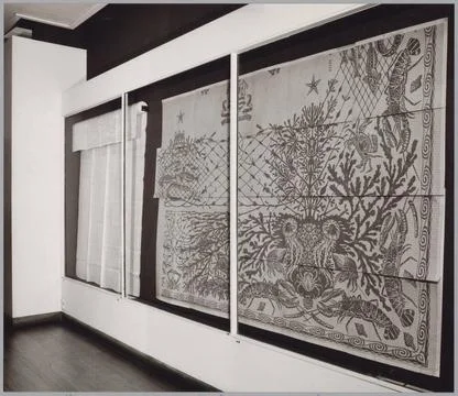 Showcase with a pattern drawing for a tablecloth with fish, shellfish, alb... Stock Photos