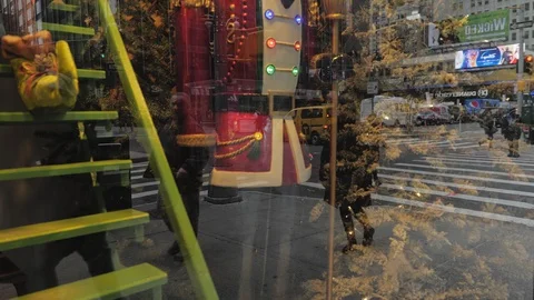 Showcase with urban reflections Video stock 129451489