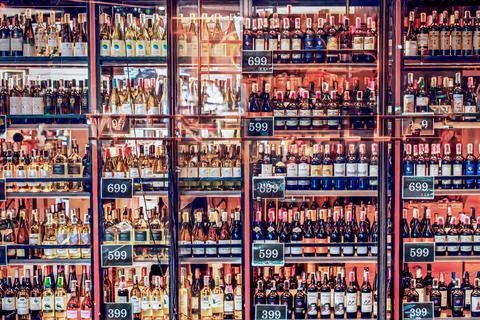 Showcase of Wine Connection, the largest chain of wine shops and restaurant Foto stock