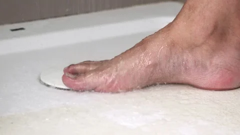 Shower and dancing Vidéo 317494050