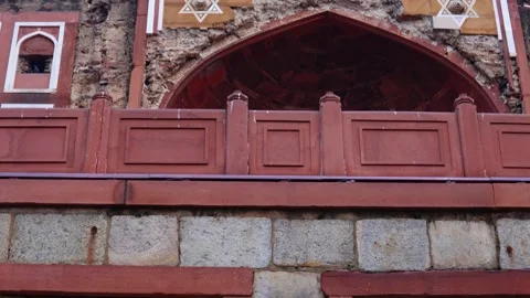 Showing detailed work of outer view of Rahim's tomb, New Delhi Stock Footage 255115522