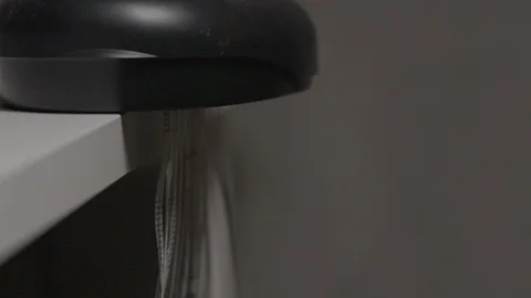 Shredder cut paper in tiny lines - Slow motion at 200Fps 스톡 동영상 103549634