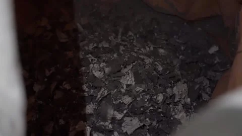 Shredding Material with Powerful Industrial Machine Vidéo 309626374