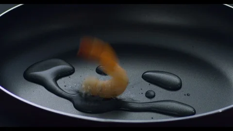 Shrimp Frying Video stock 95680536