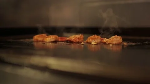 Shrimp on grill Stock Footage 169046568
