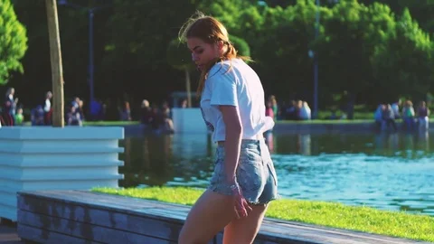 Shuffle dance slow motion effect. Stock-Footage 84986829