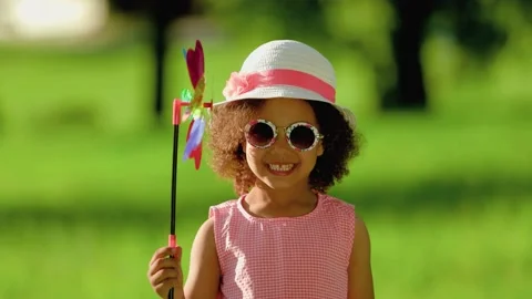 SHUN3640 with windmill front Stock-Footage 182489726