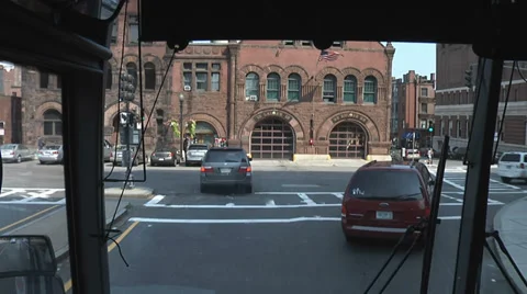 SHUTTLE BUS RIDING IN BOSTON Stock Footage 37169074
