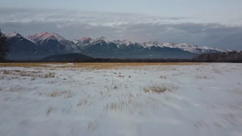 Siberian Mountains Stockbeeldmateriaal 129607311