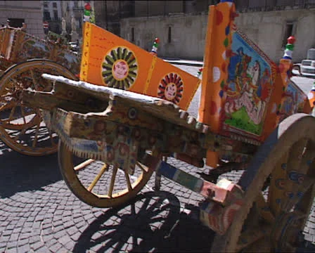 SICILIAN CARTS exposition Stockbeeldmateriaal 22747842