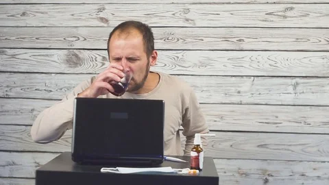 Sick Beard Man Coughing. Working in the office with computer. 스톡 동영상 105465613