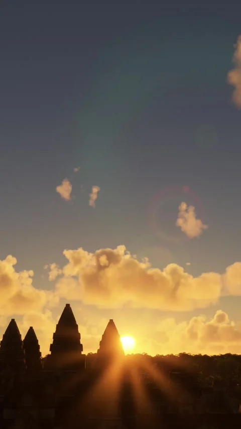 Side aerial view at sunset of Angkor Wat Temple. Cambodia Video stock 284491364