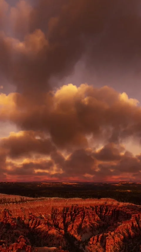 Side aerial view at sunset of Bryce Canyon National Park in Utah. USA Vídeo Stock 284489265