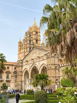 Side angle view of Palermo Cathedral, cathedral church of the Roman Catholic  Stock Photos