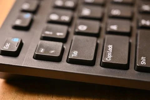 Side Angled Top View Macro Close-Up Black Computer Keyboard Highlighting Ta.. 스톡 사진