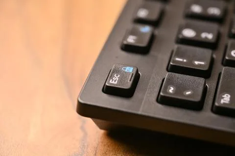 Side Angled Top View Macro Close-Up Black Computer Keyboard Highlighting Es.. Stock-Fotos