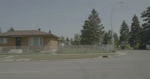 Side left driving plate - Elbow Drive Southwest at Sydney Drive Southwest, Vidéo 255811637