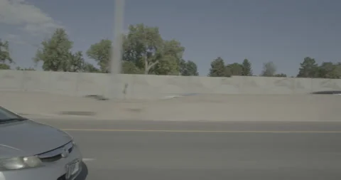 Side left driving plate - Highway 25 at Yale Avenue Denver Vídeos de archivo 289262677
