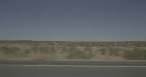 Side left driving plate - Highway 58 at 70th Street, California City Stockbeeldmateriaal 293715683