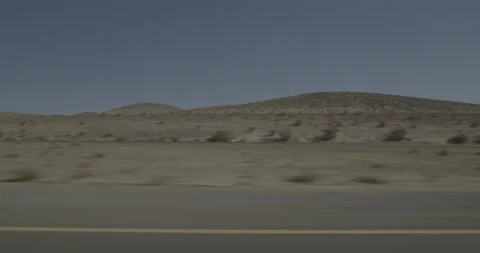 Side left driving plate - Highway 15 at Mile 123, Cronese Valley Stockbeeldmateriaal 294591711