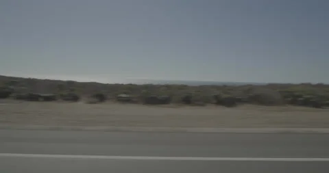 Side left driving plate - Highway 1 at Little Pico Creek, San Simeon Vídeo Stock 294917365
