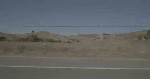 Side left driving plate - Highway 46 at Mile 4, Cambria Stockbeeldmateriaal 294943996