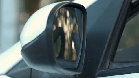 Side Mirror Reflection, Moving Automatic Side Mirror. Stockbeeldmateriaal 247000188