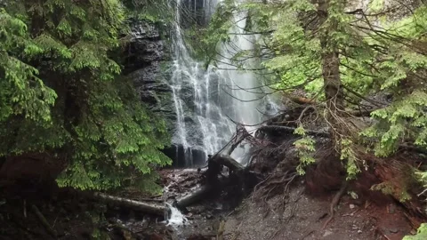 Side panorama of the waterfall drone view 4k 動画素材 137920887