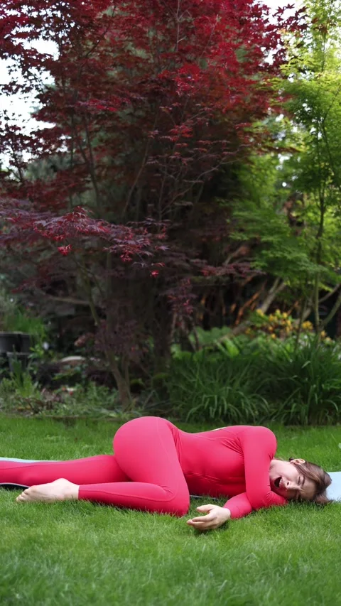 Side rest after yoga practice Stock-Footage 336527767