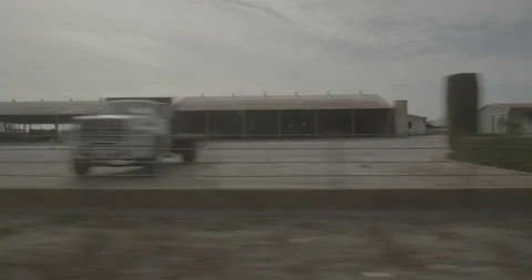 Side right driving plate - Highway 12 at Highway 121, Schellville Vídeo Stock 293097195