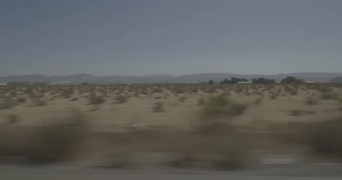 Side right driving plate - Highway 15 at Mile 82, Yermo Vídeo Stock 293786114