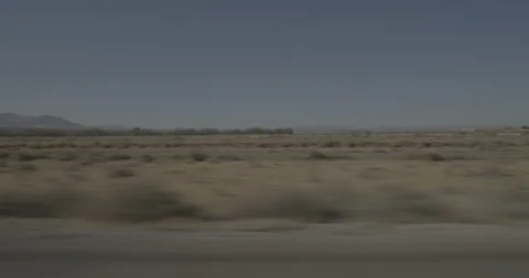 Side right driving plate - Highway 15 at Mile 95, Yermo Vidéo 294689729
