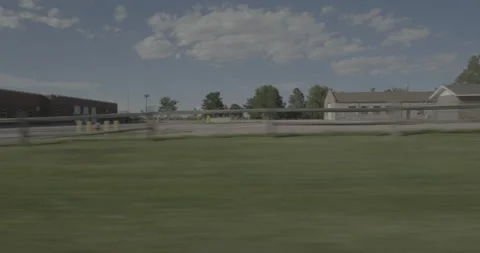 Side right driving plate - Pershing Boulevard at Seymour Avenue Cheyenne Vídeo Stock 289793303