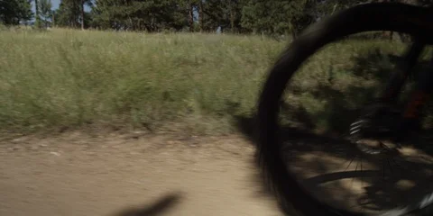 Side Shot Close Up Of Mountain Biker On Mountain Trail 스톡 동영상 105887224