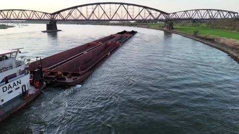Side tracking shot of container cargo vessel Stock Footage 331200301